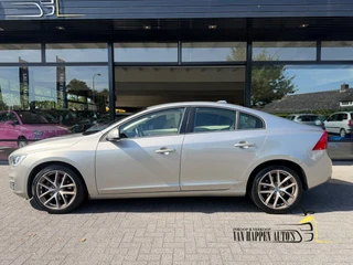 Volvo S60 2013 - 1.6 T3 Kinetic / Automaat / 84131 km Bild 2 Miniaturansicht