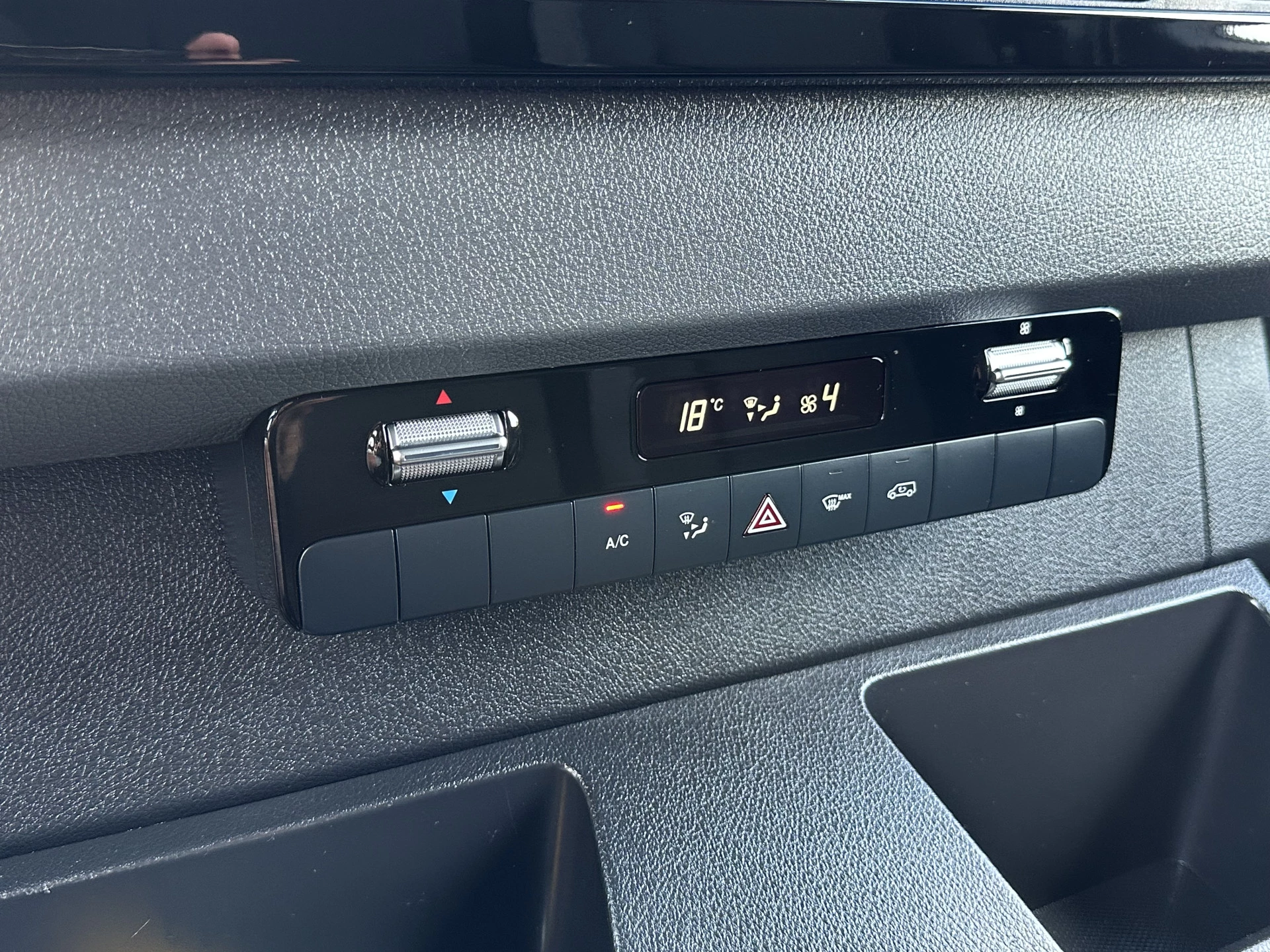 Mercedes-Benz Sprinter 2024 - 317 CDI 9G-TRONIC RWD FACELIFT / L2H2 / CAMERA / LED / CRUISE / AIRCO / BLIND SPOT / GEVEERDE STOEL imagen 18