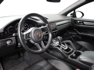 Porsche Cayenne 2023 - Coupé 3.0 E-Hybrid 476pk Platinum Edition image 2 miniature