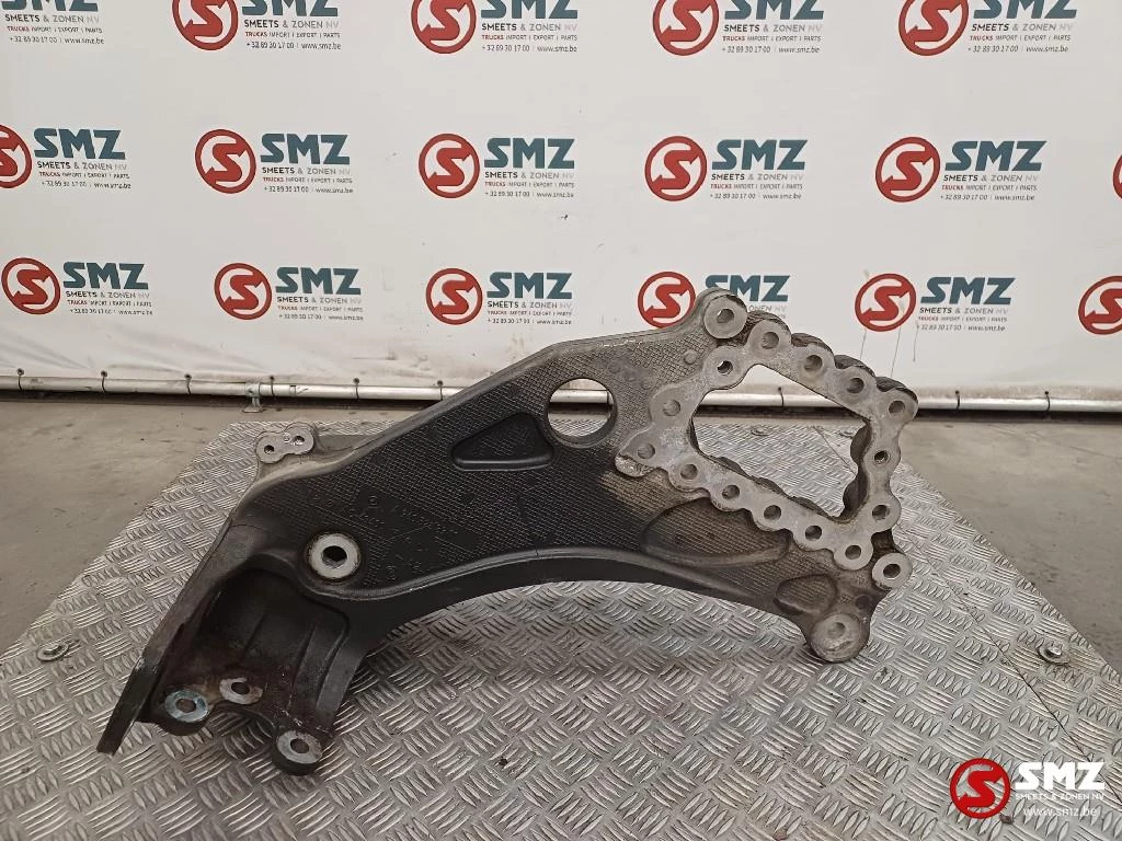 Mercedes-Benz 2016 - Occ bladveerbeugel vooras links Mercedes zdjęcie 2