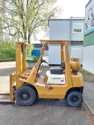 Toyota N/A - 40-2FG20 Heftruck image 1