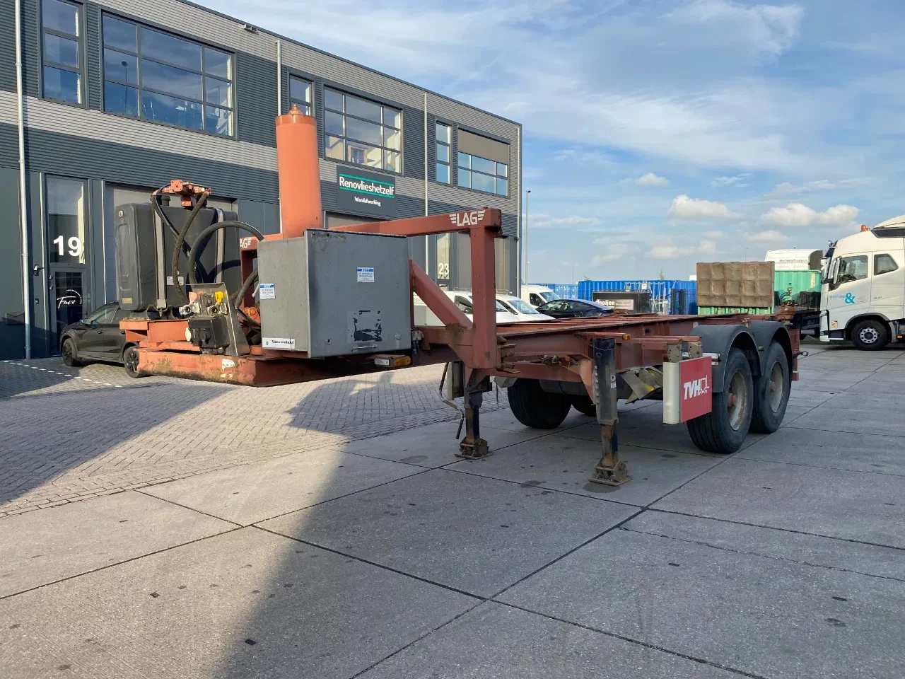 LAG 2007 - 20 FT Tipping chassis / Tipchassis / Electric Tipping obrázek 3
