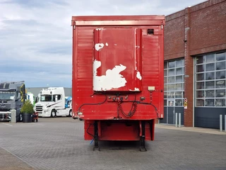 Finkl N/A 2008 - SAV35 - 3 deck Livestock - Water & Ventilation - Lifting Floors - Lifting roof image 3