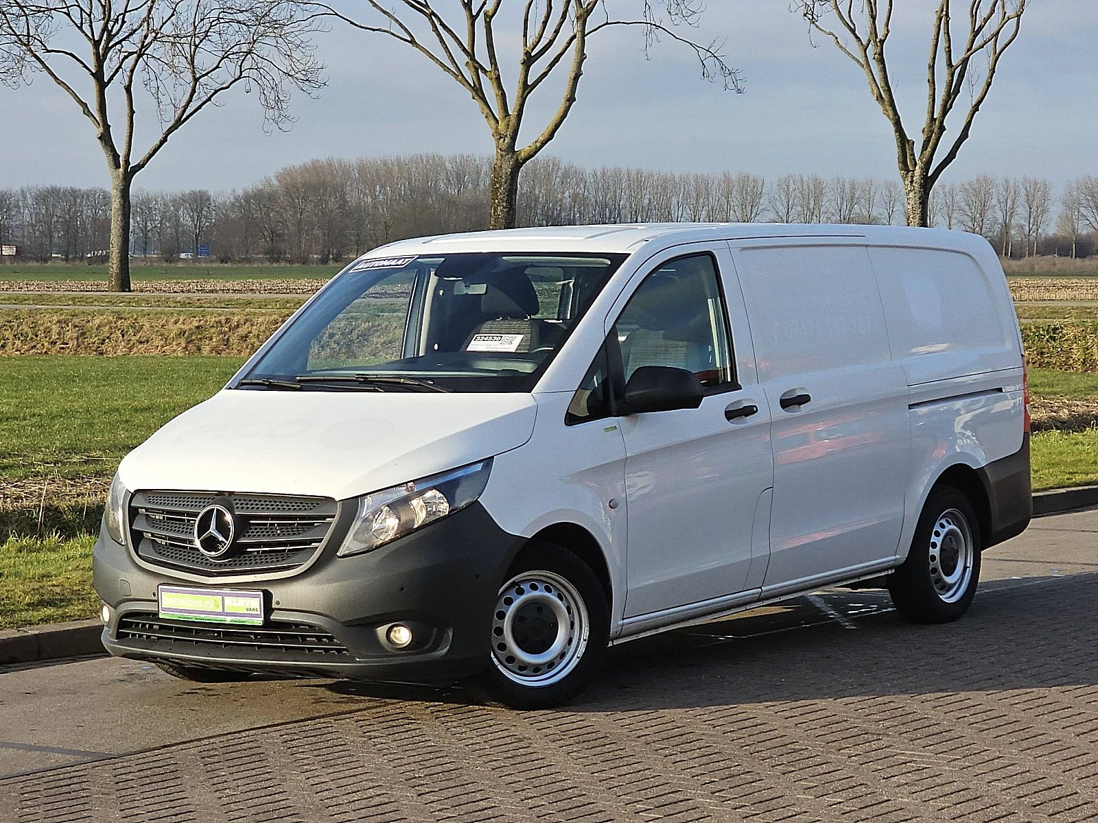 Mercedes-Benz Vito 2019 - 114 zdjęcie 2