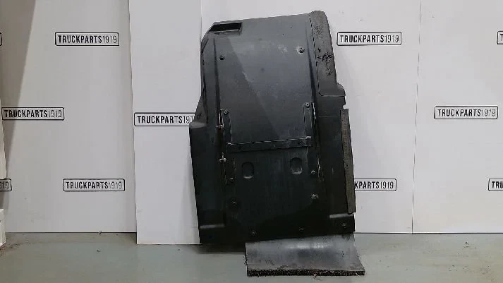 DAF - Body & Chassis Parts Spatbord voor Li. DAF afbeelding 1