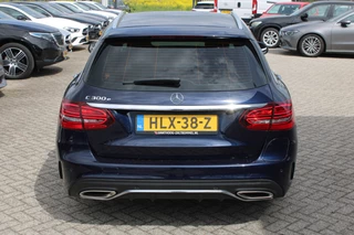 Mercedes-Benz C-Class 2020 - Estate 300e AUT9 AMG Line KEY-LESS GO COMAND CARPLAY image 8