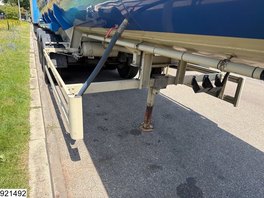 Ellinghaus 1992 - Fuel 40.000 Liter, 1 Comp imagem 5