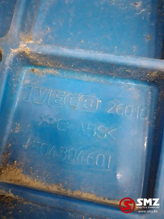 Iveco 2007 - Occ set steunen cabinespoilers Iveco image 5