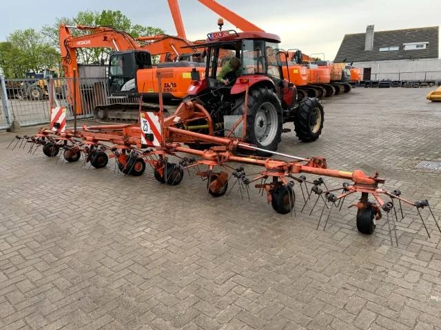 Kuhn - Schuder Met 8 poten image 1