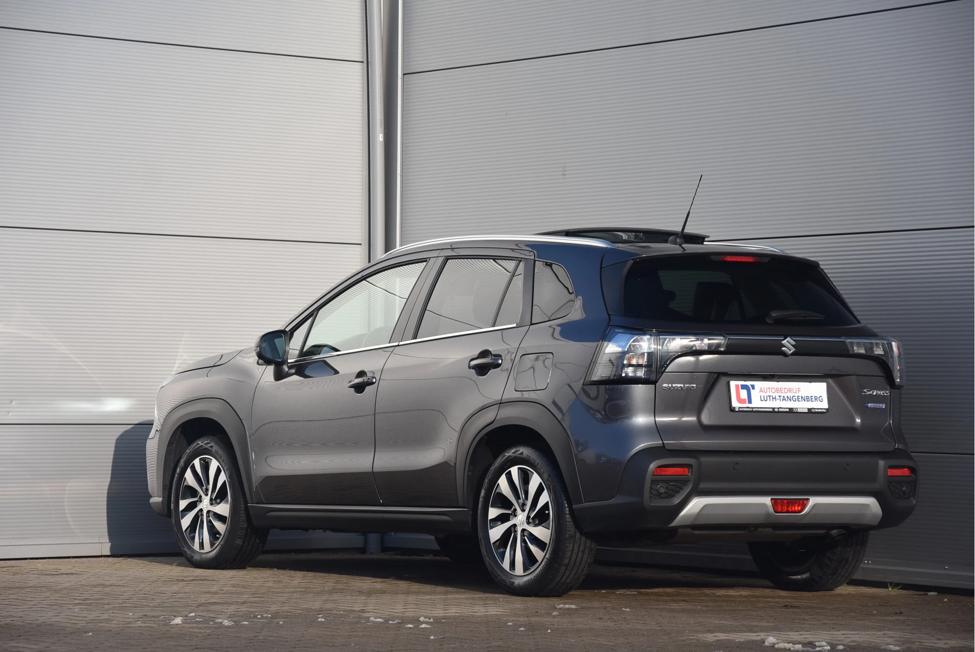 Suzuki S-Cross 2025 - 1.4 Boosterjet Style Smart Hybrid Bild 24