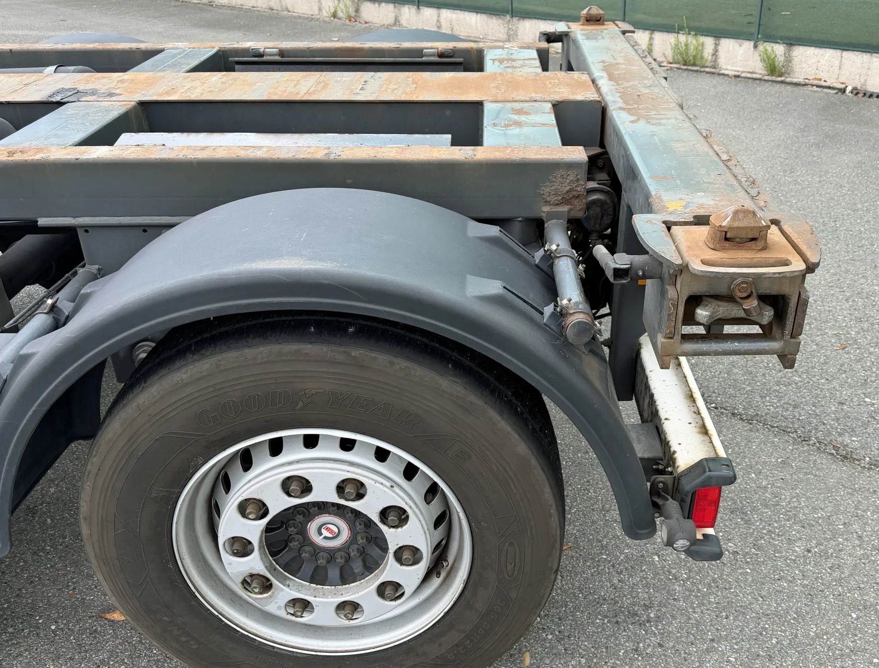Broshuis 3UCC-39 2008 - 3 UCC-39 MFCC MIDDLE+BACK SLIDER DISC BRAKES 20-30-40-45 FT. LIFT AXLE NL-TRAILER afbeelding 15