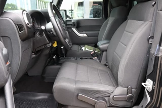Jeep Wrangler 2011 - 3.8i V6 4x4 JK 2 drs / Automaat / Hardtop / Trekhaak image 19