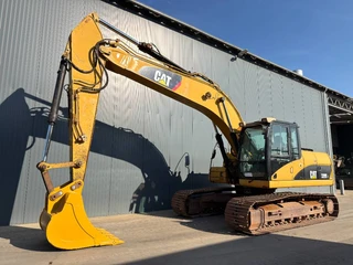 Cat 2009 - 320D L на продажу