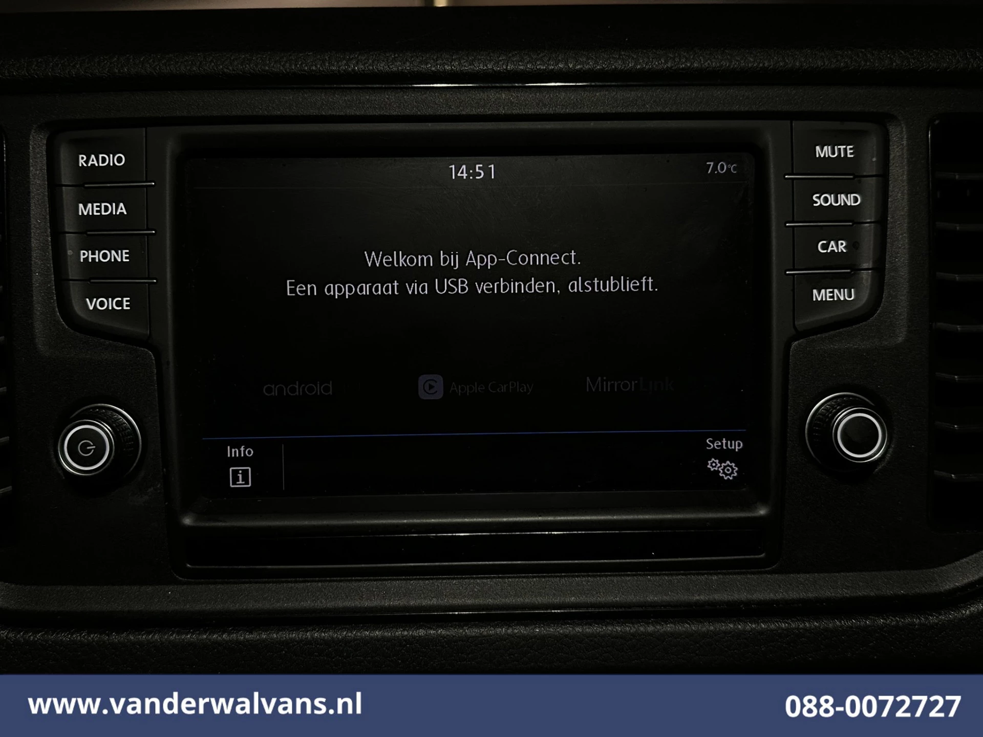 Volkswagen Crafter 2020 - 2.0 TDI 140pk L3H3 (L2H2) Euro6 Airco | Massagestoel | Camera | Apple Carplay | Cruisecontrol obrázek 5