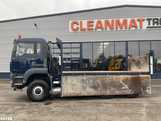 MAN TGA 2003 - 33.363 6x6 Kipper 12m³ Manual Full steel image 7