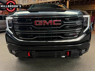 GMC Sierra 2024 - AT4 6.2 V8 image 7