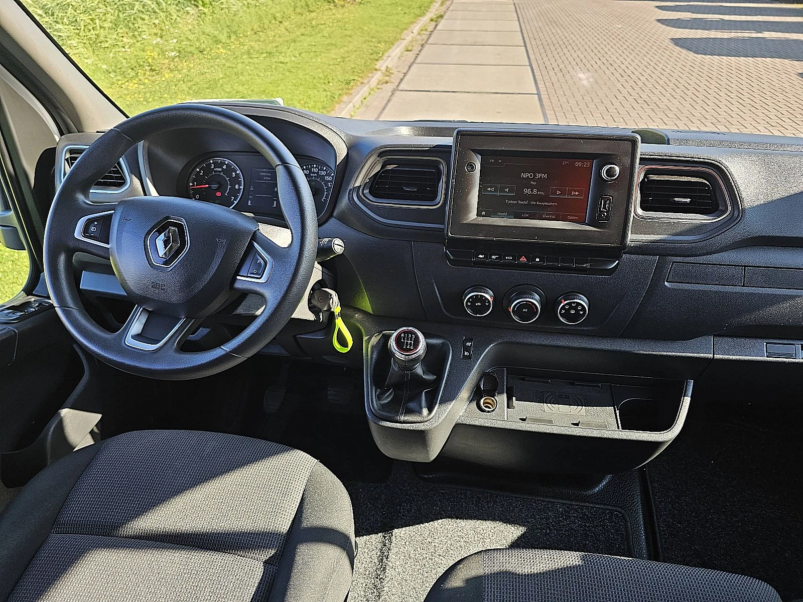 Renault Master 2024 - T35 Bild 8
