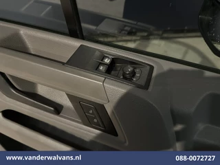 Volkswagen Crafter 2019 - 2.0 TDI 140 pk L3H3 L2H2 Euro6 Airco | Camera | Navigatie | Apple Carplay | Massagestoel obrazek 19
