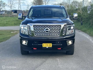 Nissan Titan 2016 - XD 5.0 V8 Cummins TD Platinum Reserve obrazek 3