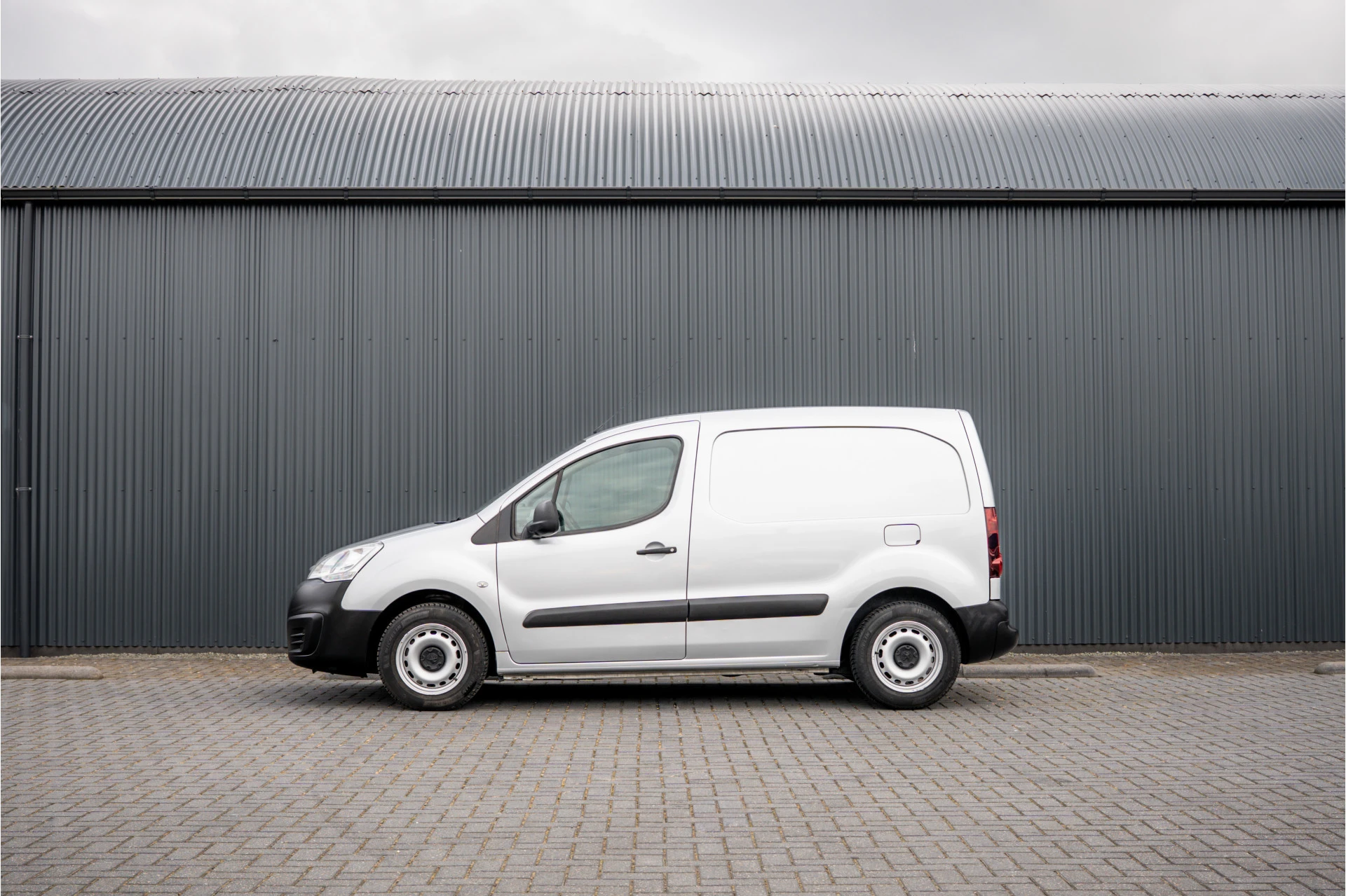 Peugeot Partner 2018 - 1.6 HDi BlueHDi 75 | Cruise | Airco afbeelding 5