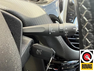 Peugeot 2008 2019 - 1.2 PureTech Allure imagen 20