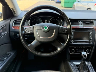 Škoda Superb 2009 - 1.8 TSI Elegance bj.2009 Navi|Trekh|Pdc|Stoel verw. изображение 16