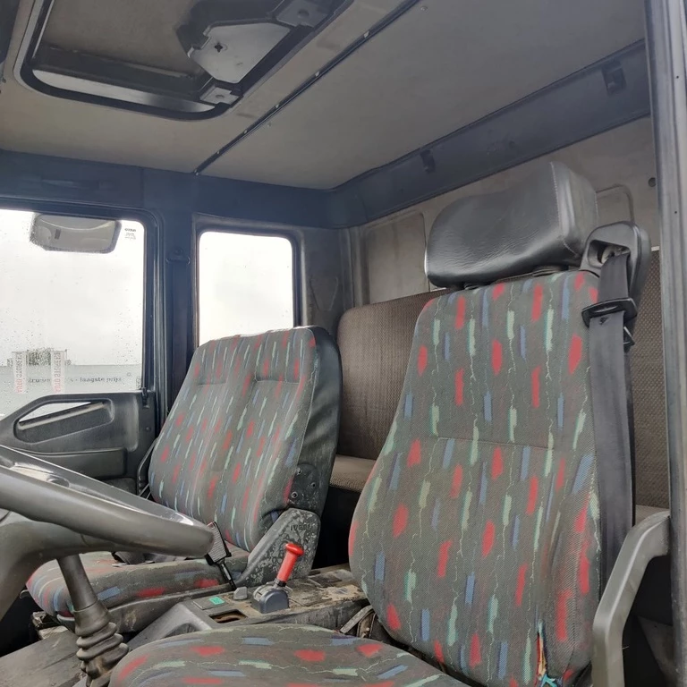 Iveco 130 E 18 1999 obrázek 11