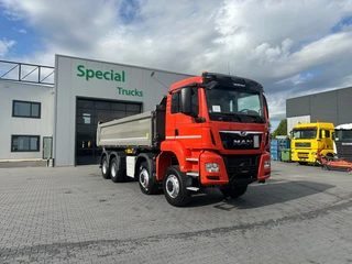 MAN TGS 2020 - 35.470 8x8 / Euro 6D / 3 Way Meiller kipper / Only 80.417 km ! afbeelding 2 miniatuur