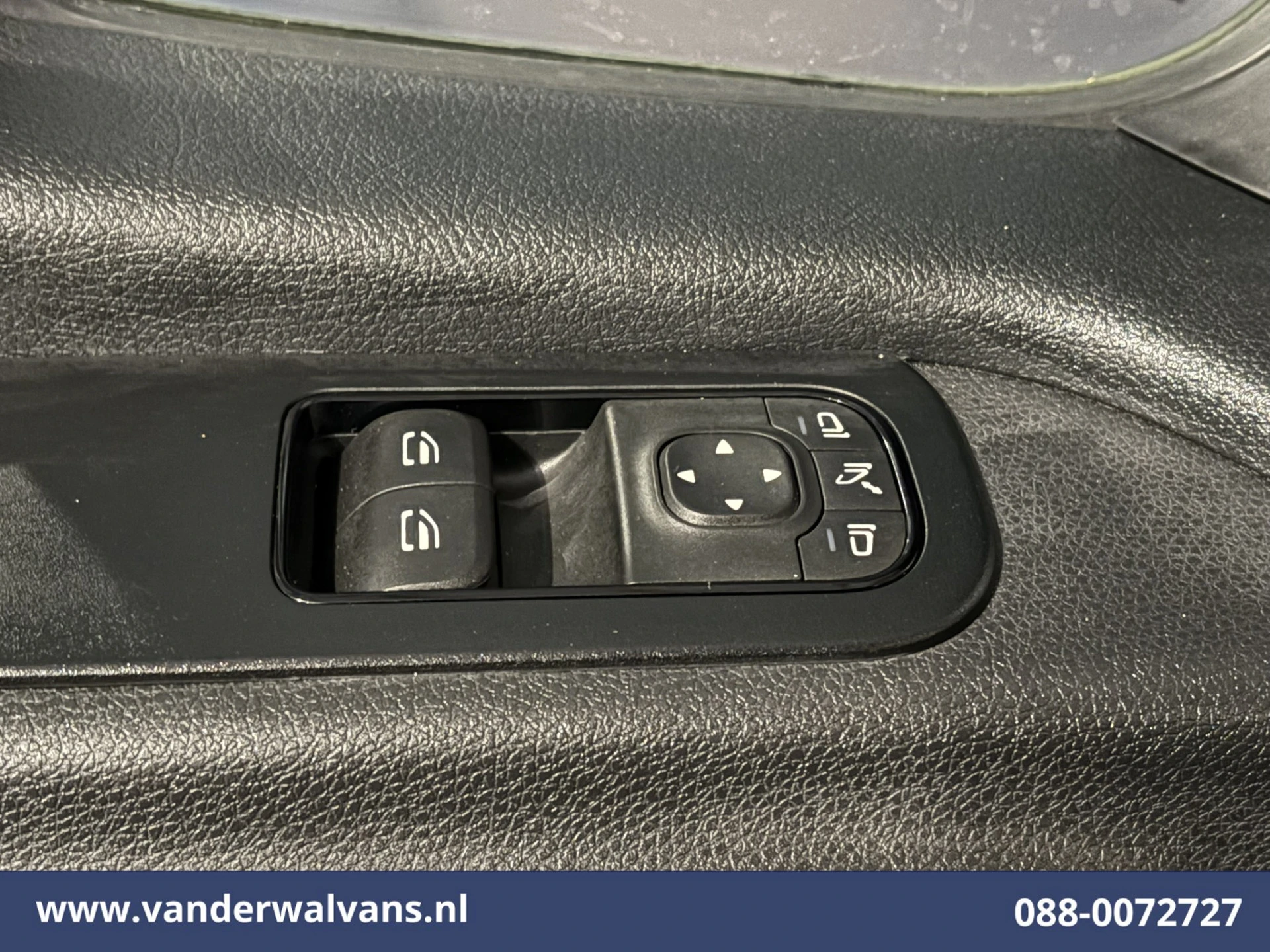 Mercedes-Benz Sprinter 2023 - 317 CDI 170pk L3H2 Euro6 Airco | 360 Graden Camera | Navigatie | Apple Carplay | Chauffeursstoel obrázek 23