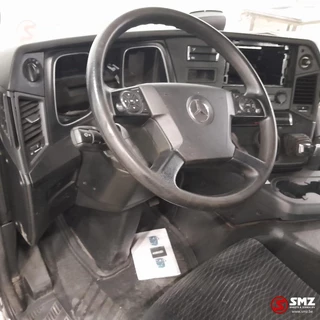Mercedes-Benz Actros 2015 - Occ cabine Mercedes MP4 low obrazek 15