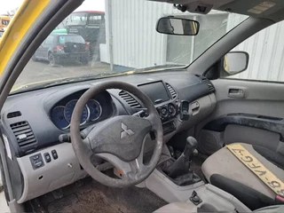 Mitsubishi L200 2007 - , 4x4 , 2.5 Di-D , NOT RUNNING !!!, FOR PARTS !!!! image 8