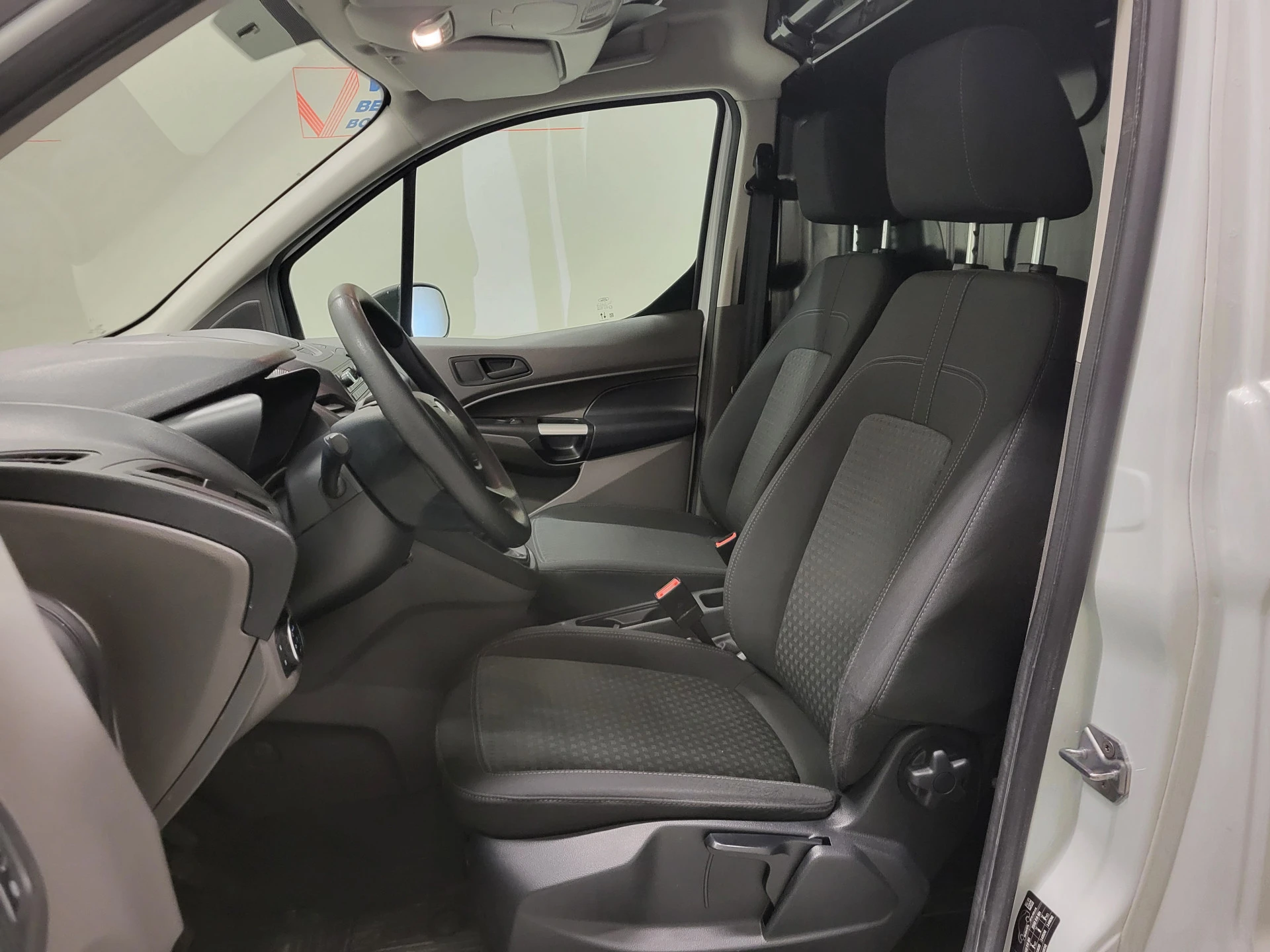 Ford Transit Connect 2021 - 1.5EcoBlue 100pk L2/H1 Euro 6! imagem 5