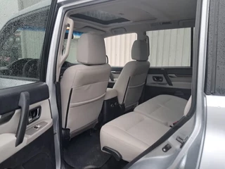 Mitsubishi Pajero 2008 - GLS 3.5 - V6 , 4x4 , 7 Pers., Full Option image 13