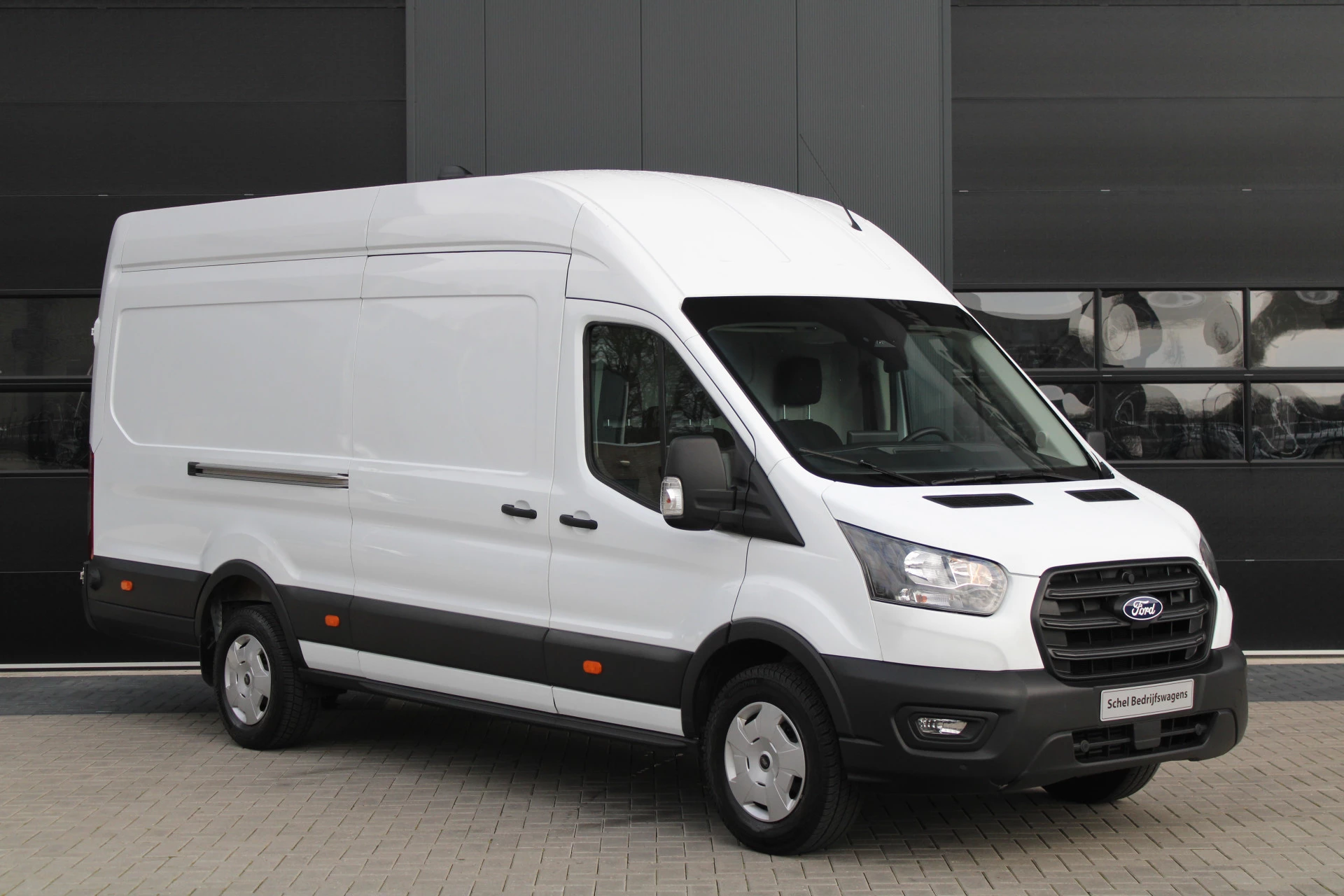 Ford Transit 2024 - 350 2.0 TDCI L4H3 Trend RWD 130pk - 270gr deuren - Camera - Cruise - Carplay - Airco - PDC - Rijklaar immagine 3