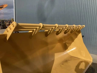 Cat N/A 2026 - 980M immagine 5