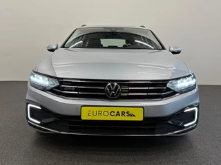 Volkswagen Passat 2022 - Variant 1.4 TSI PHEV GTE Business afbeelding 2 miniatuur
