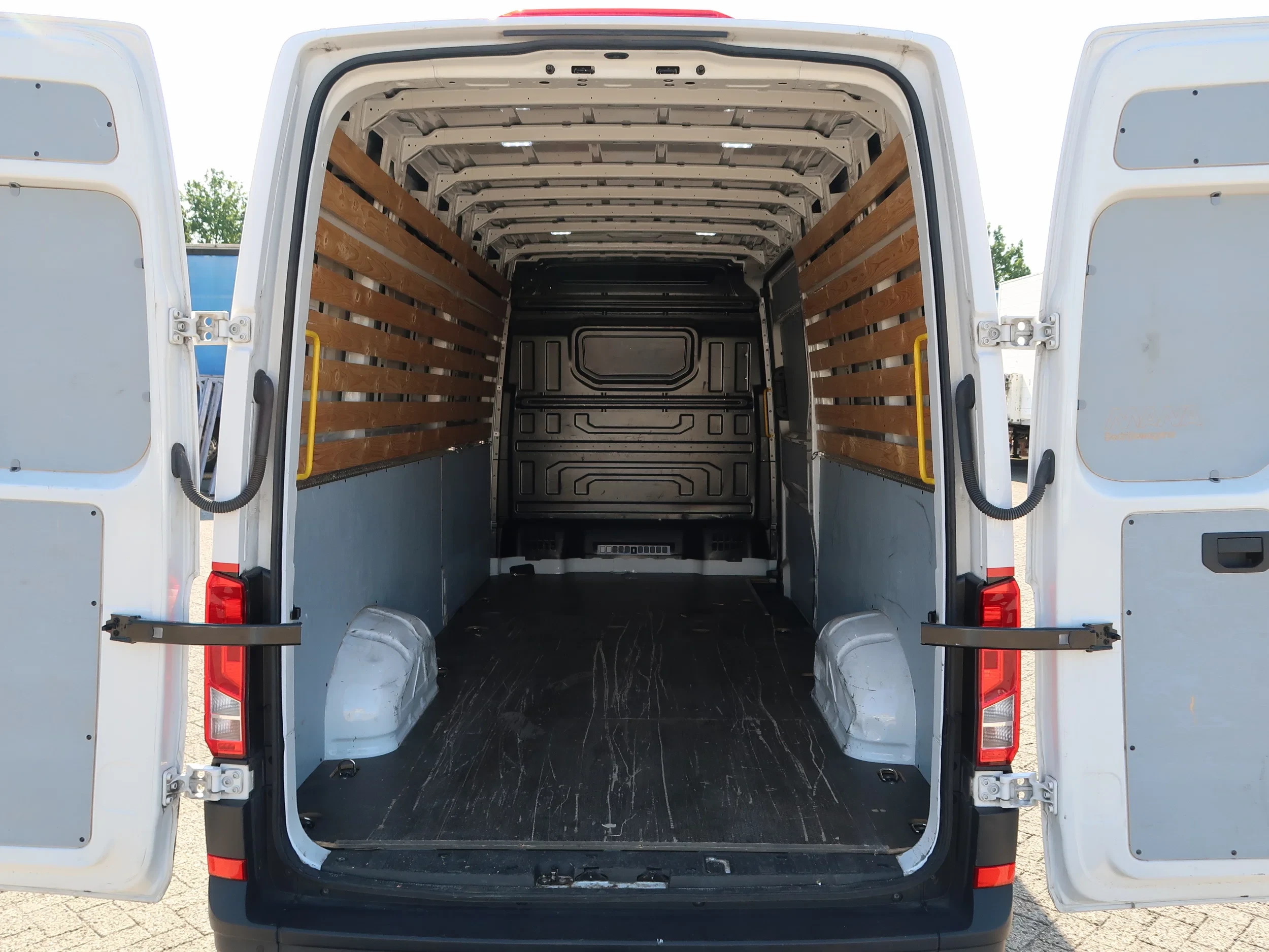 MAN TGE 2021 - 3.140 L4H3, Kast, Full TUV, Holland car, TOP! afbeelding 9