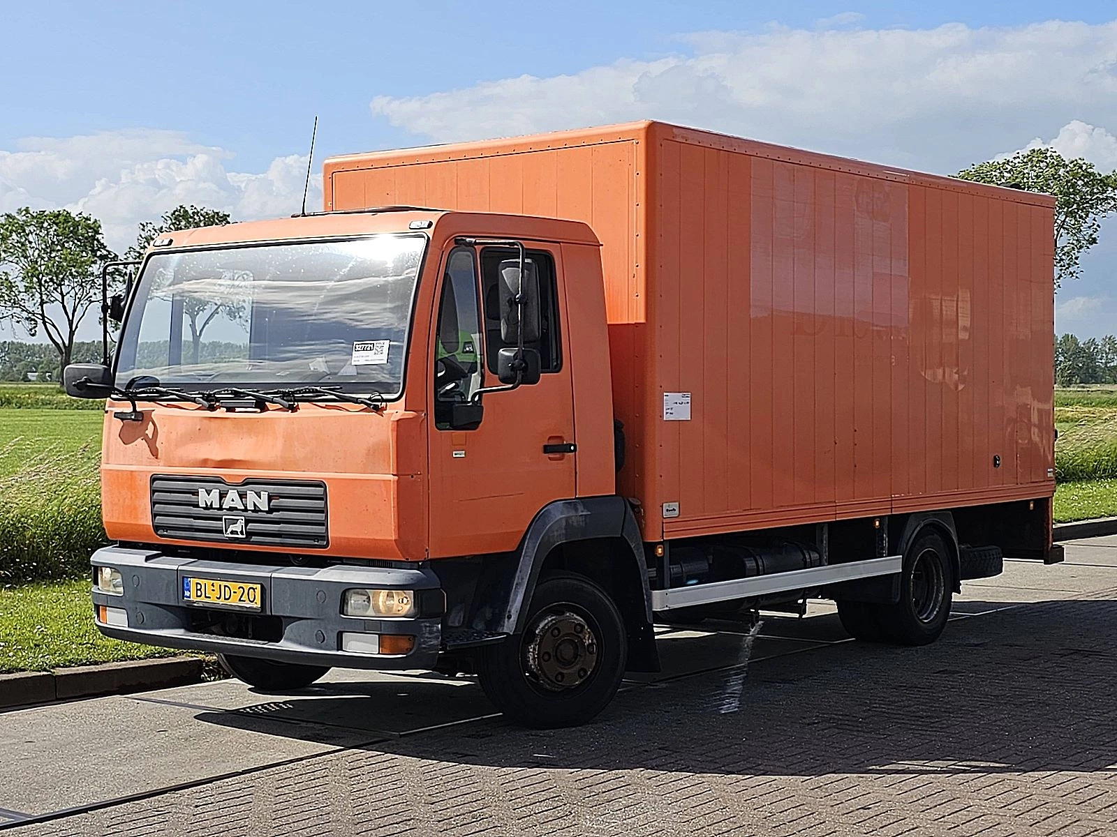 MAN 2001 - 8.160 L2000 obrázek 2