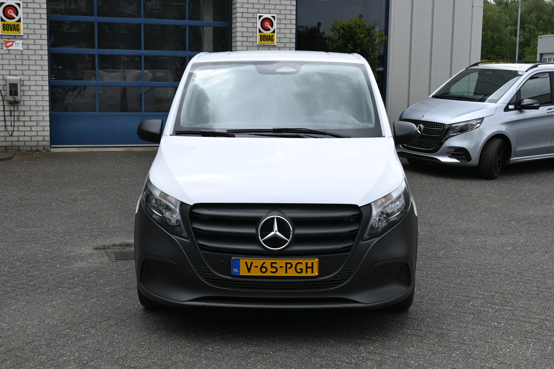 Mercedes-Benz Vito 2024 - 116 CDI L3 Pro zdjęcie 2