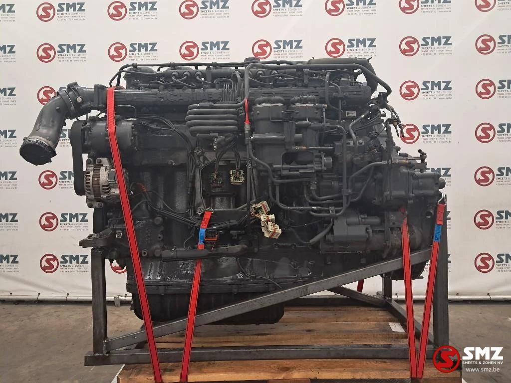 Scania 2018 - Occ motor DC13 149L01 370hp Scania afbeelding 1