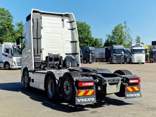 Volvo FH 2023 - 13.500 Globetrotter XL 6x2 - Retarder - Full air - Leather - Camera imagen 5