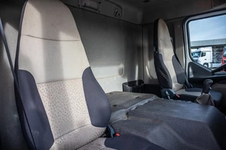 Renault N/A 2011 - PREMIUM 340 DXI-6X2 zdjecie 16