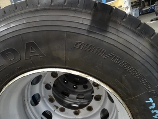 - Geen producent - - FULDA 295/80R22.5 obrázek 3 náhled