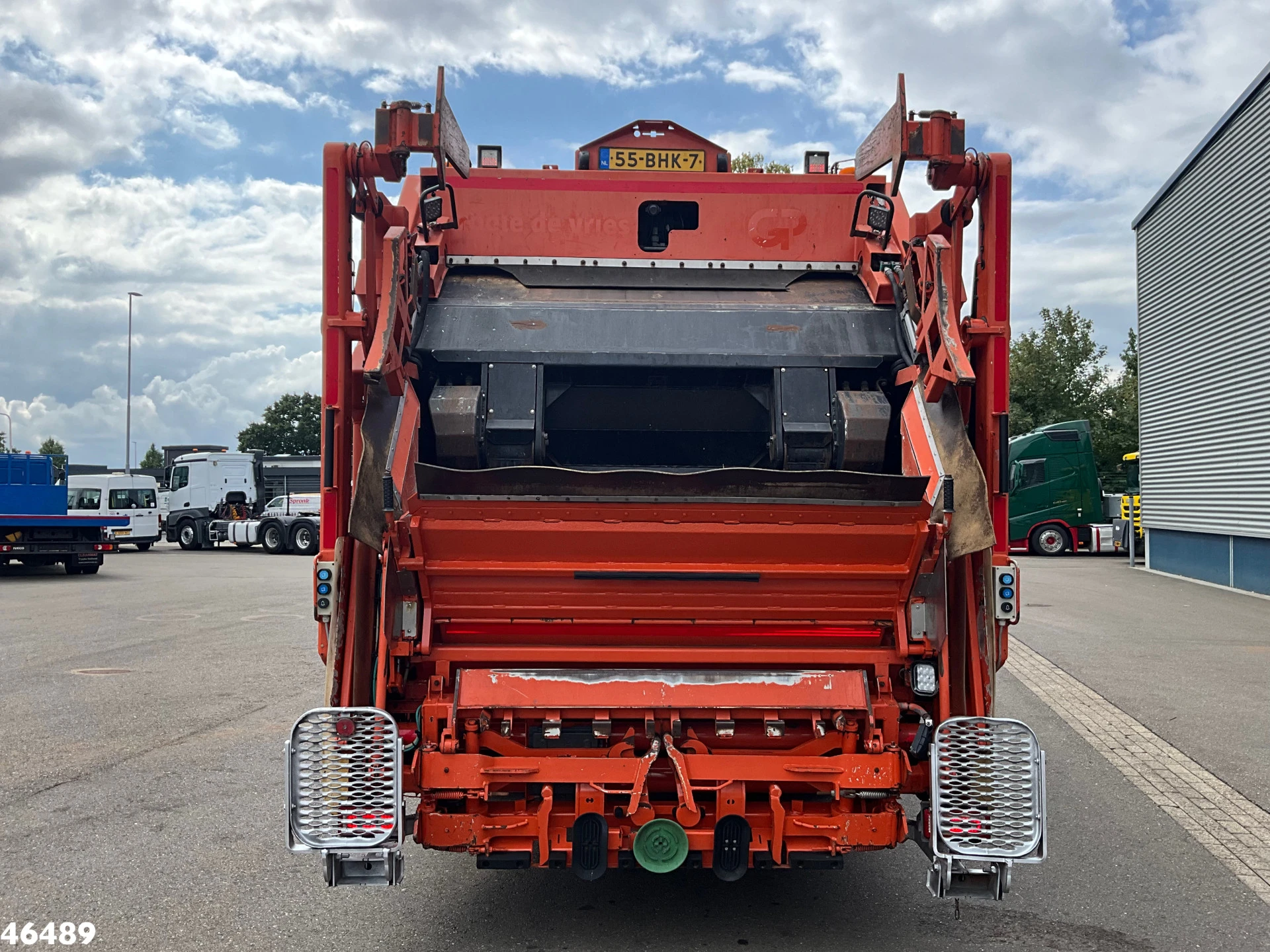 Mercedes-Benz Antos 2533 Geesink 24m³ 2016 afbeelding 7