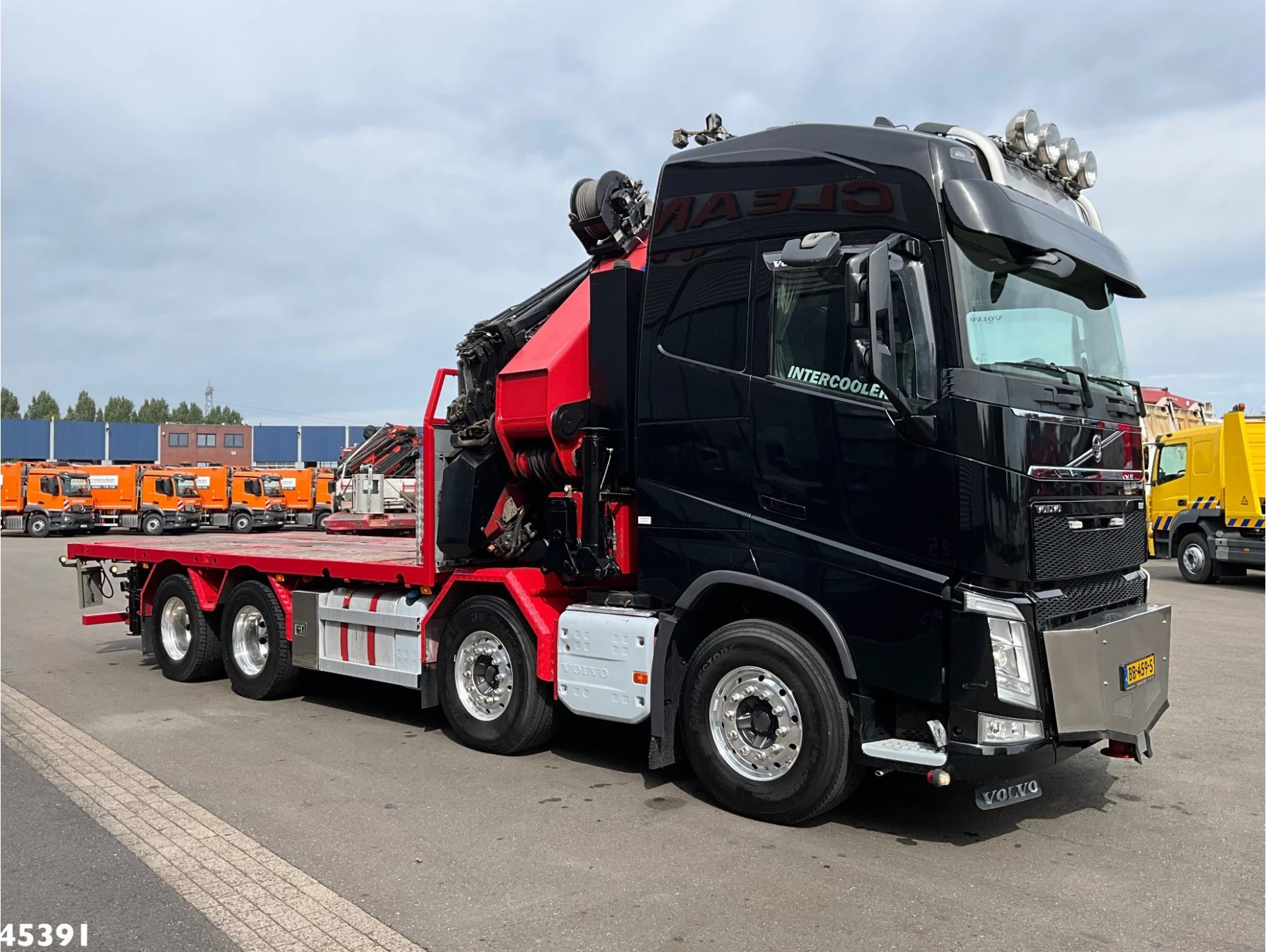 Volvo FH 2016 - 540 8x4 HMF 85 Tonmeter laadkraan + Fly-Jib Just 222.786 km! imagen 3