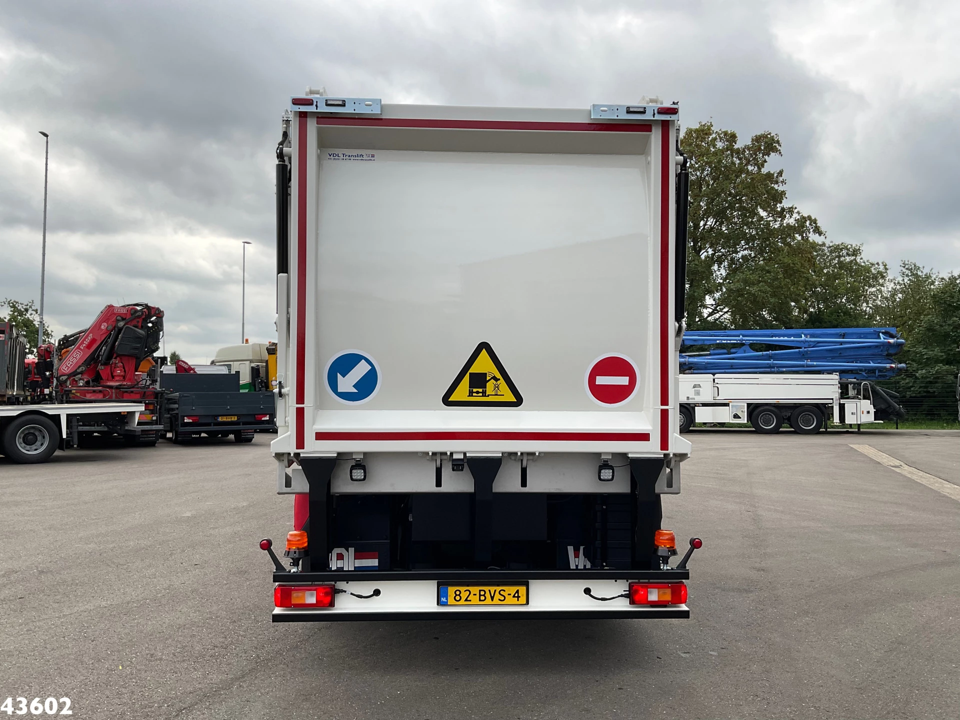 Volvo FE 350 VDL Translift zijlader 2023 image 8