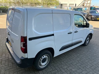 Opel Combo 2023 - 1.5 BlueHDi 100 S&S L1 immagine 10