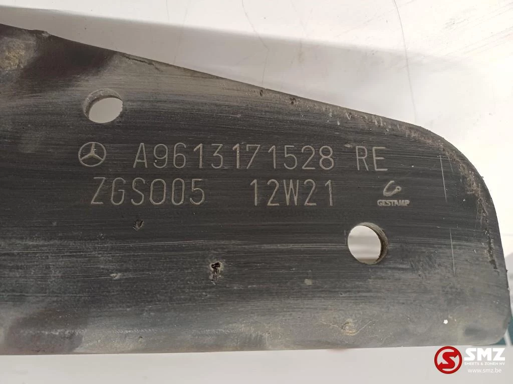 Mercedes-Benz 2021 - Occ chassisbalk vooraan rechts Mercedes immagine 5