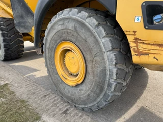 Bell B45E 6x6 2017 - N/A bild 13