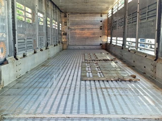 Finkl N/A 2009 - SAV35 - 3/3 deck livestock - Ventilation - Lifting floors - Lifting roof obrazek 30